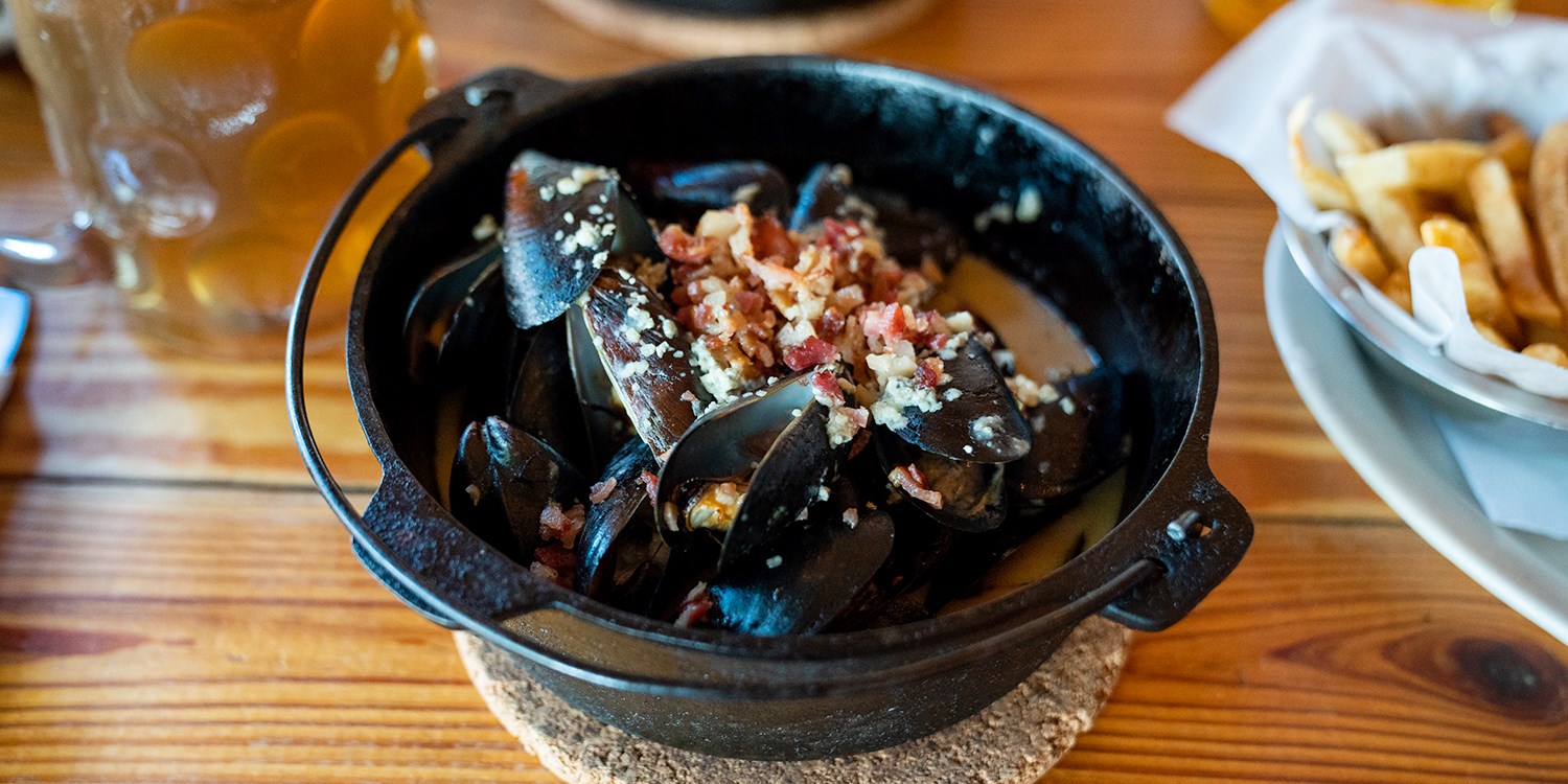 39 Beers & BelgianStyle Mussels at 2 Locations Travelzoo