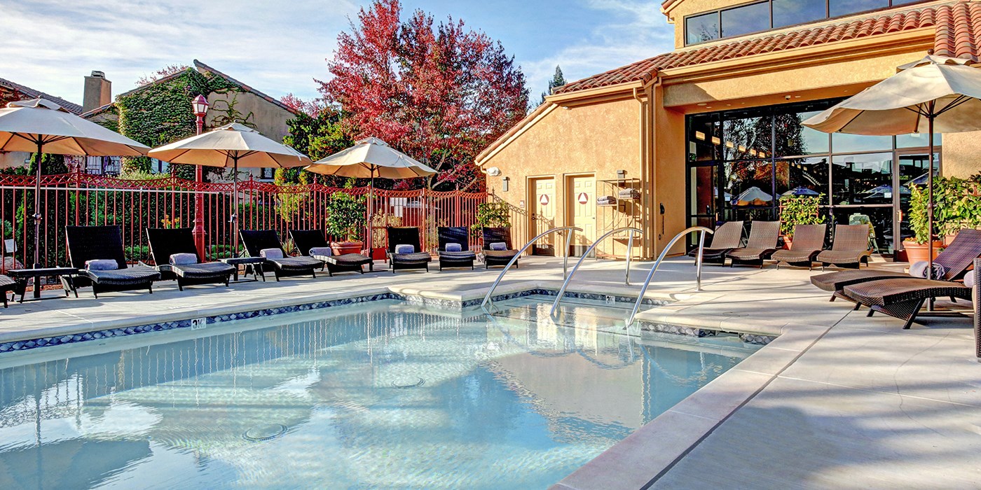 119 New Vi La Vita Spa at Vintners Inn Massage or Facial Travelzoo