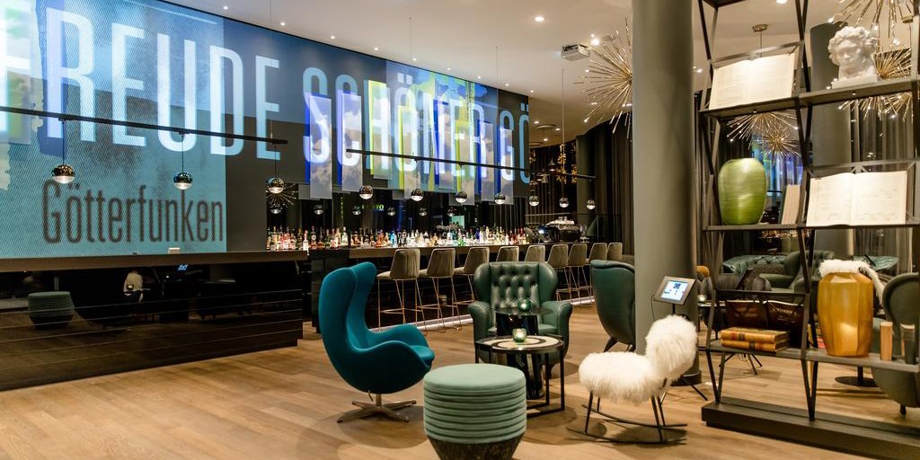 Motel One Barcelona-Ciutadella | Travelzoo Motel One Barcelona-Ciutadella | Travelzoo
