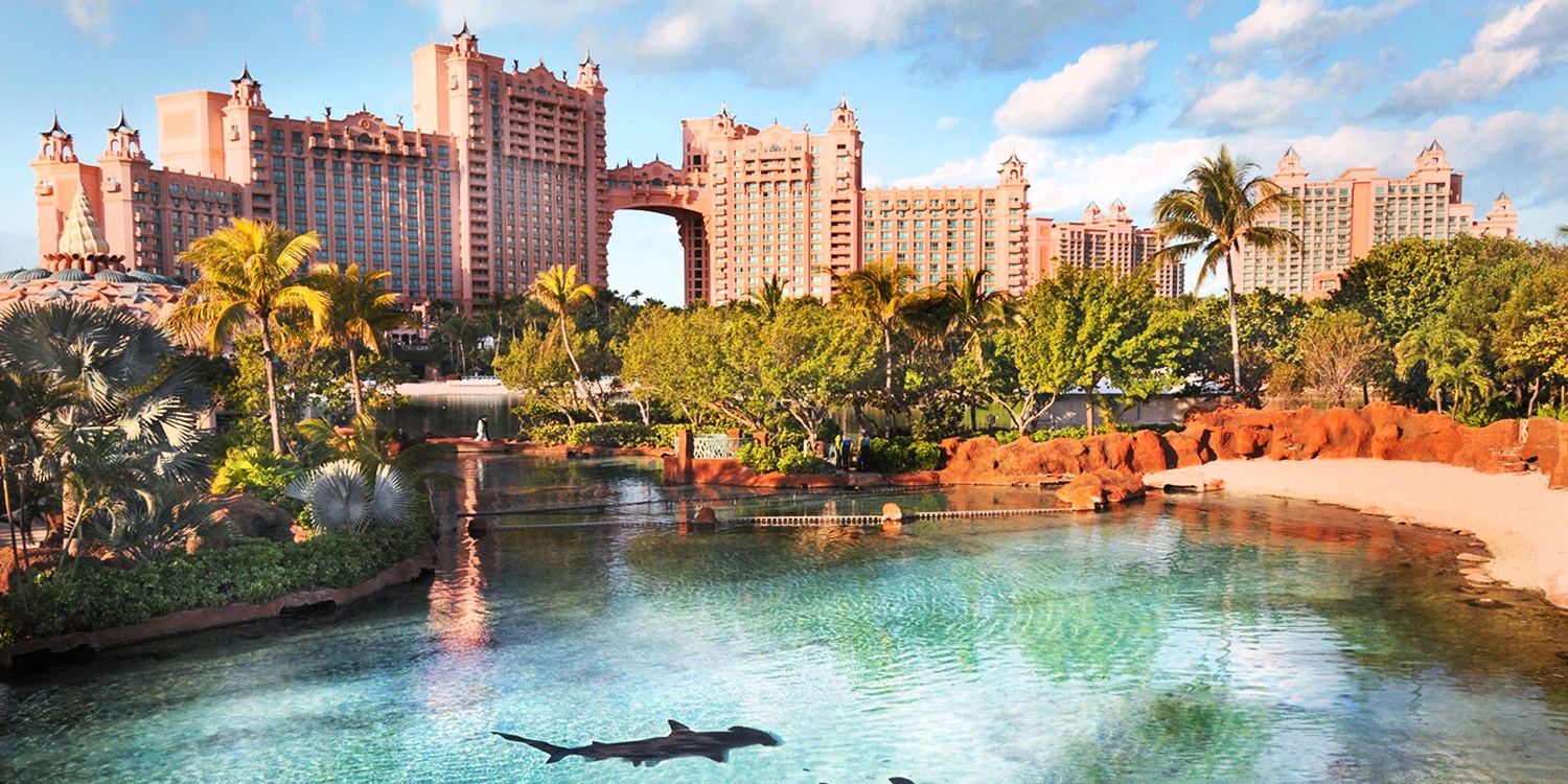 Tour the Atlantis Paradise Island Resort