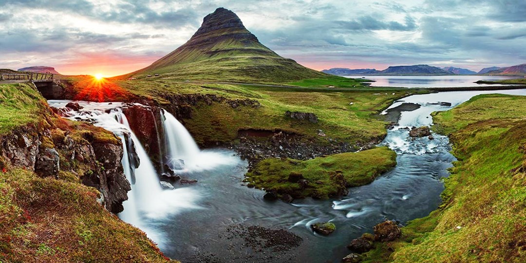 Daring Foodie or Leisure Lover? Iceland Has Both Covered Travelzoo