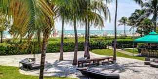 Surfcomber Hotel A Kimpton Travelzoo Kimpton Surfcomber Hotel South Beach