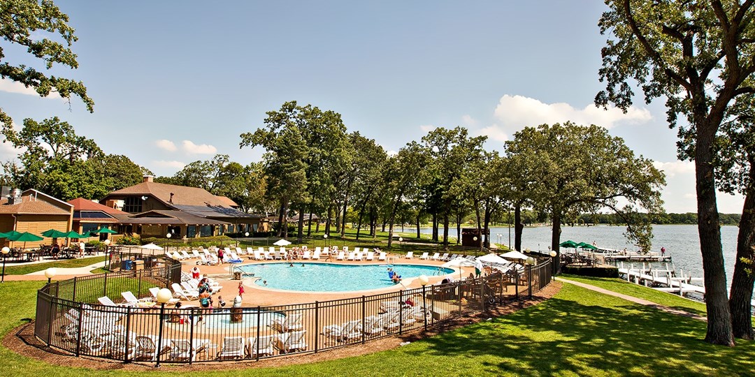 Lake Lawn Resort | Travelzoo