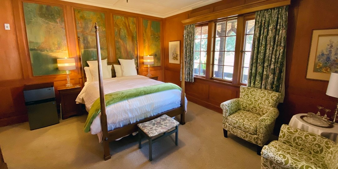 The Latch Inn | Travelzoo