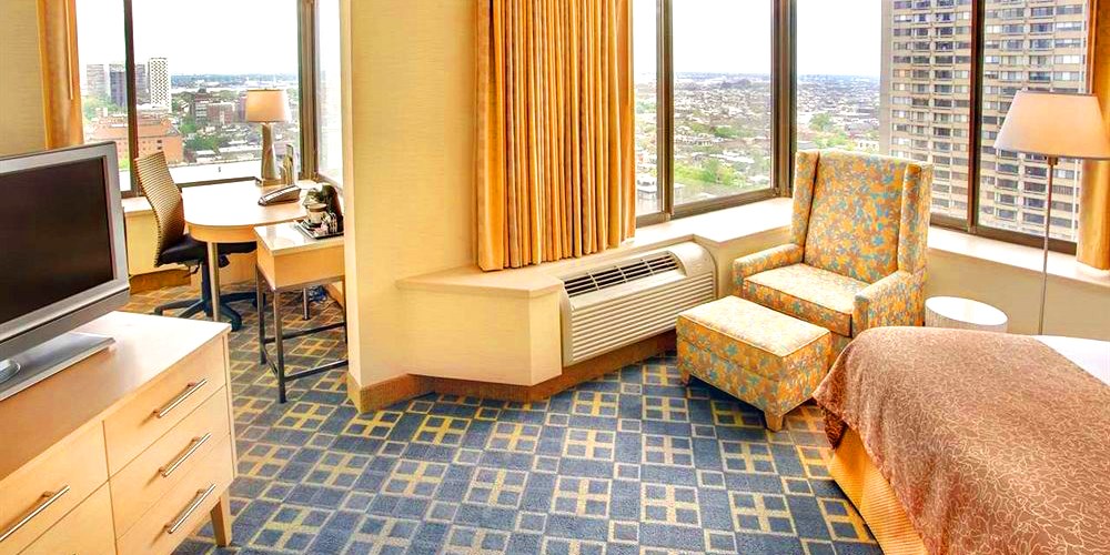 doubletree by hilton philadelphia center city travelzoo