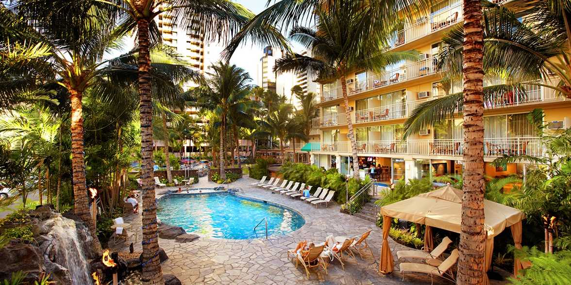 Courtyard By Marriott Waikiki Beach Travelzoo Courtyard By Marriott Waikiki Beach Honolulu Hi