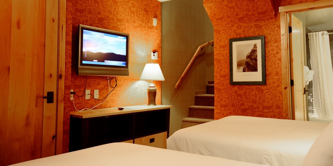 Fox Hotel & Suites | Travelzoo