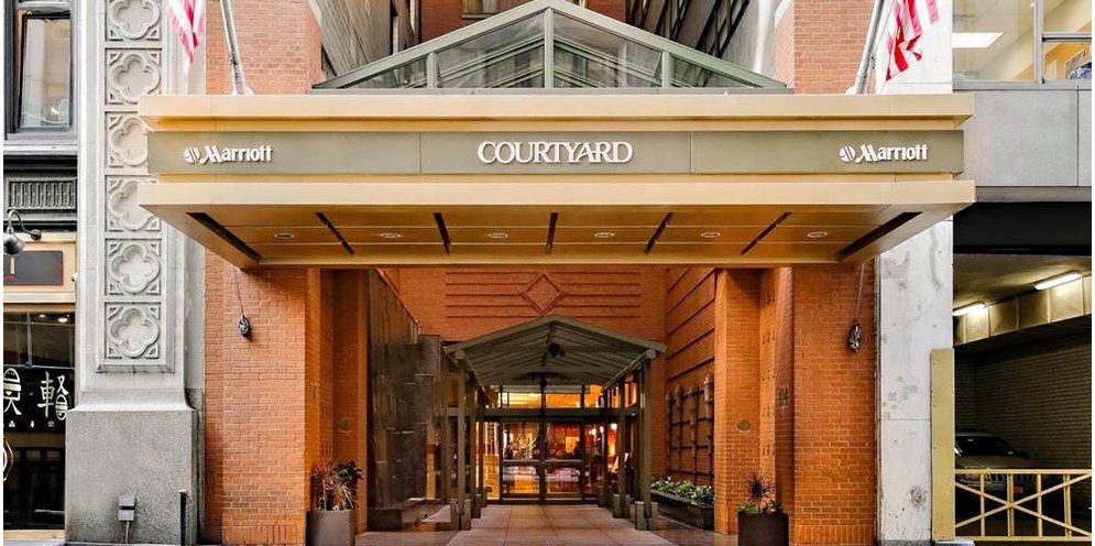 Courtyard By Marriott Times Square Travelzoo   Tzoo.hd.18378.652.523378.CourtyardTimesSquareSouth 