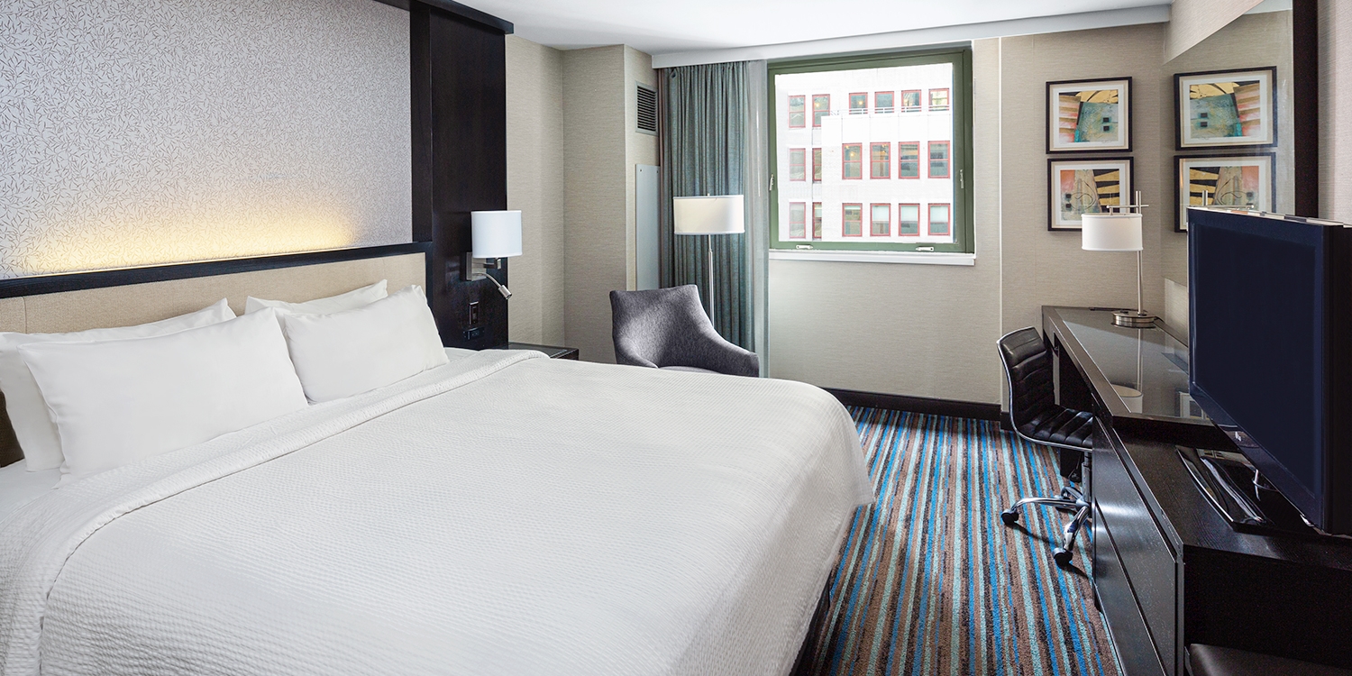 Courtyard By Marriott Times Square Travelzoo   Tzoo.hd.18378.652.937057.CourtyardNYC TimesSquare Cp 