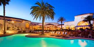 The Waterfront Beach Resort Huntington Ca Best Beaches The Waterfront Beach Resort A Hilton Hotel Travelzoo