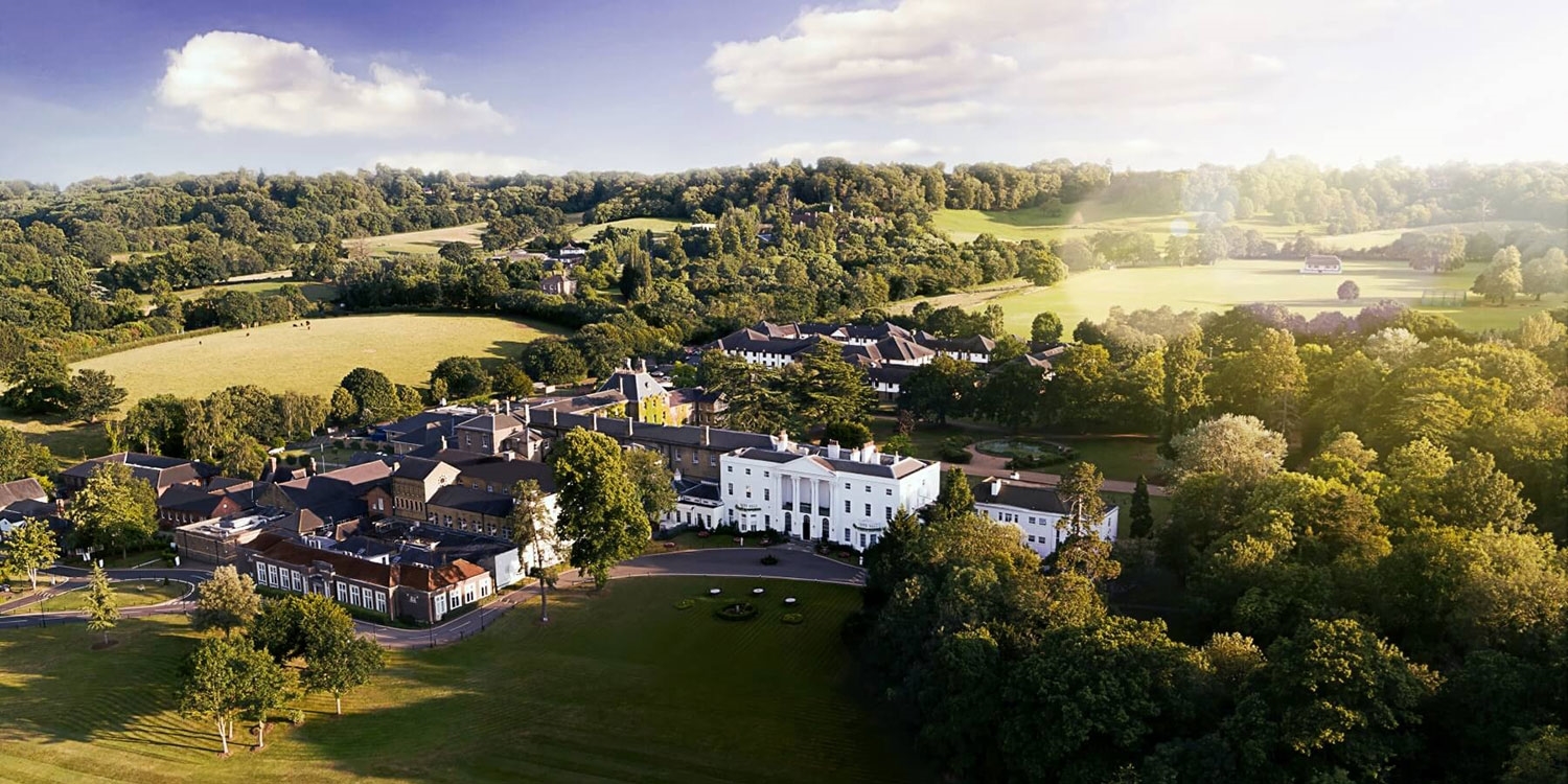 De Vere Beaumont Estate is built around an 18th-century mansion house that formerly housed a school