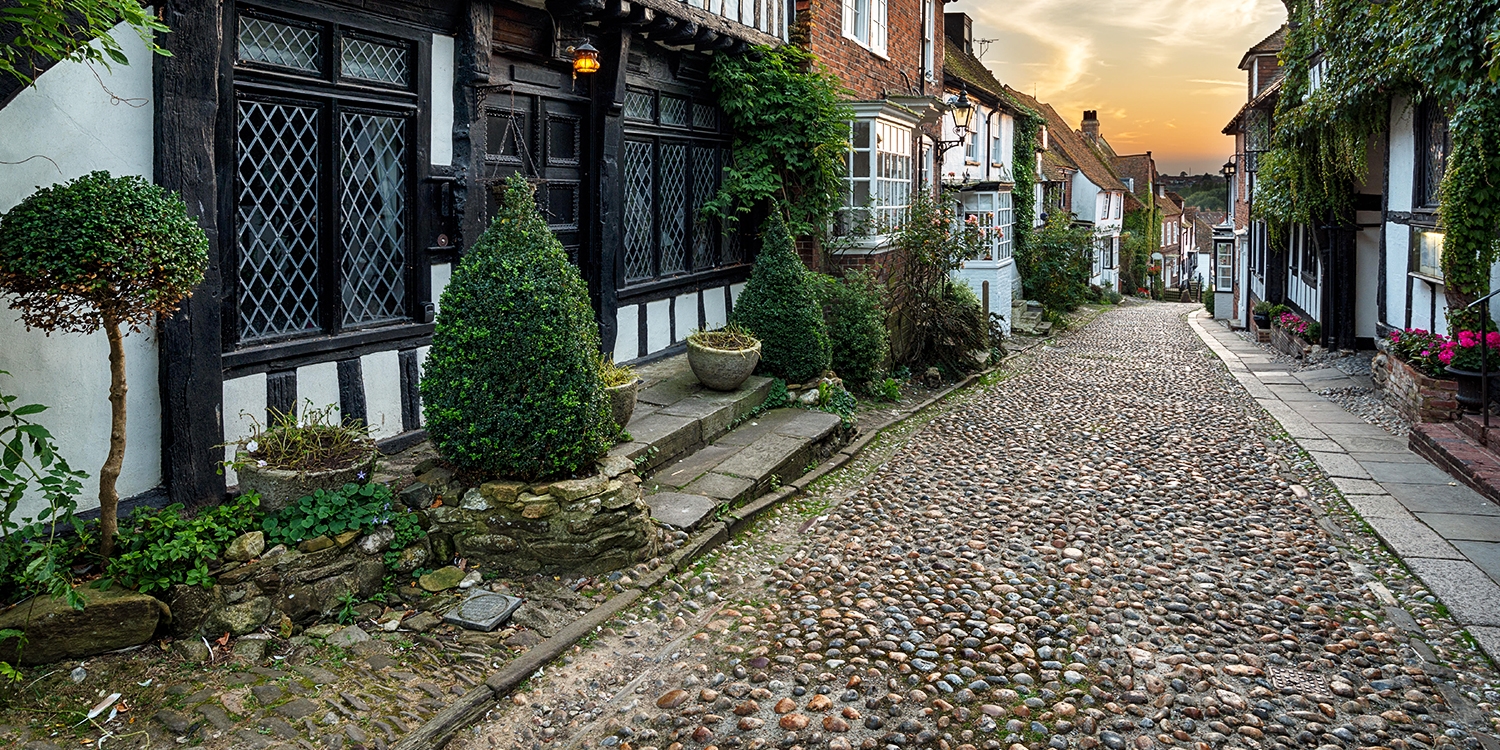 Stay at George in Rye and discover “possibly southeast England’s quaintest town” (Lonely Planet)