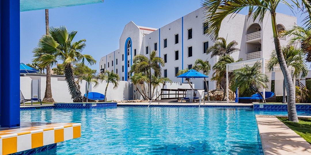 $210—Aruba adults-only resort for 3 nights or more | Travelzoo