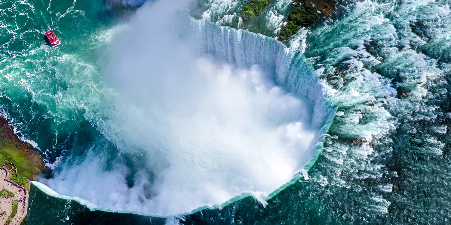 $109-$129 &ndash; Niagara Falls getaway with attraction passes -- Niagara Falls, Ontario