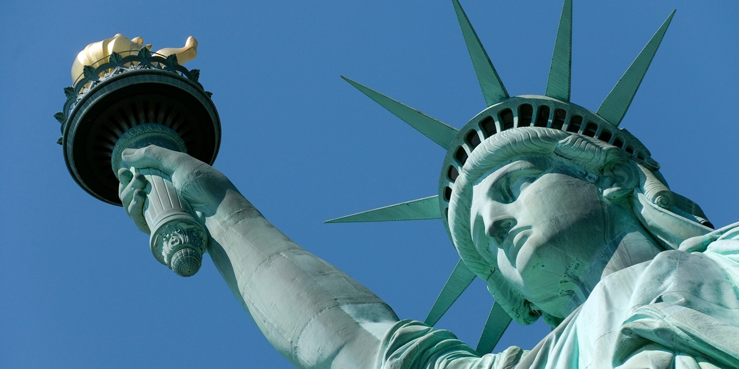 The hotel is ideally located for visiting popular attractions, like the Statue of Liberty