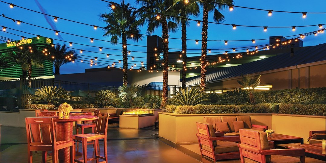 The Signature At Mgm Grand Travelzoo