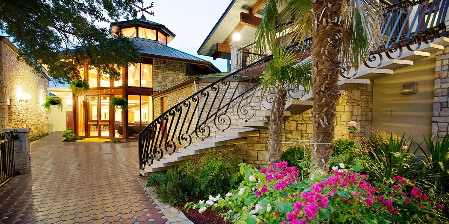 Inn of the Hills Hotel & Conference Center Travelzoo
