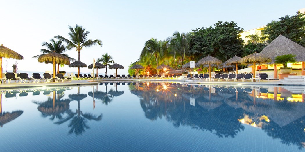 Grand Palladium Vallarta Resort & Spa | Travelzoo