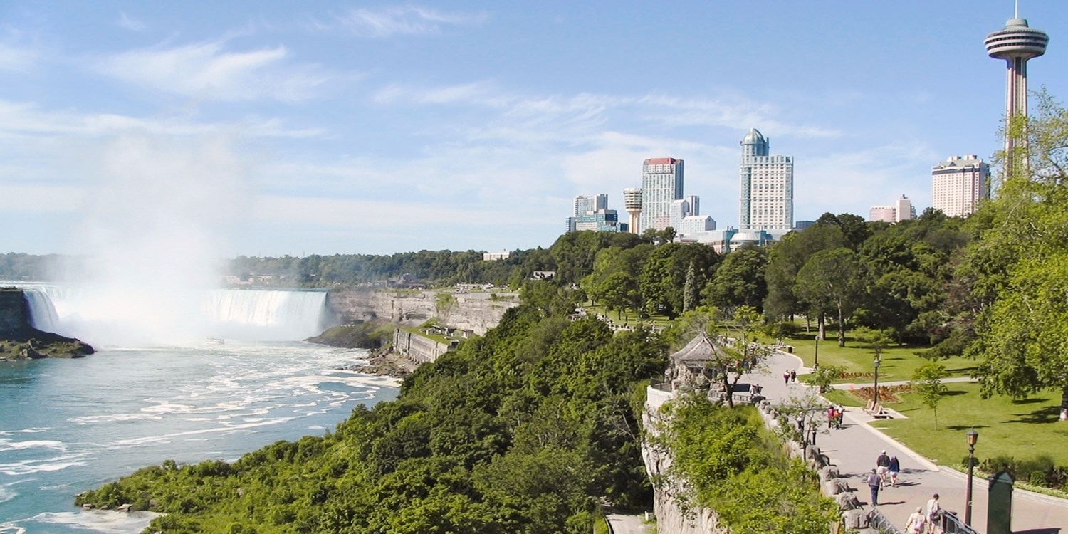 Wyndham Garden Niagara Falls Fallsview | Travelzoo