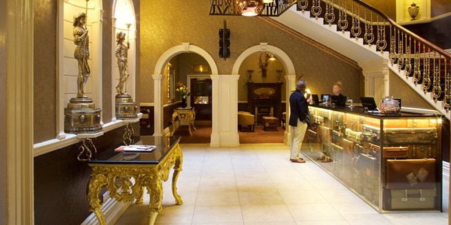 Hallmark Hotel The Queen Chester Travelzoo Reception