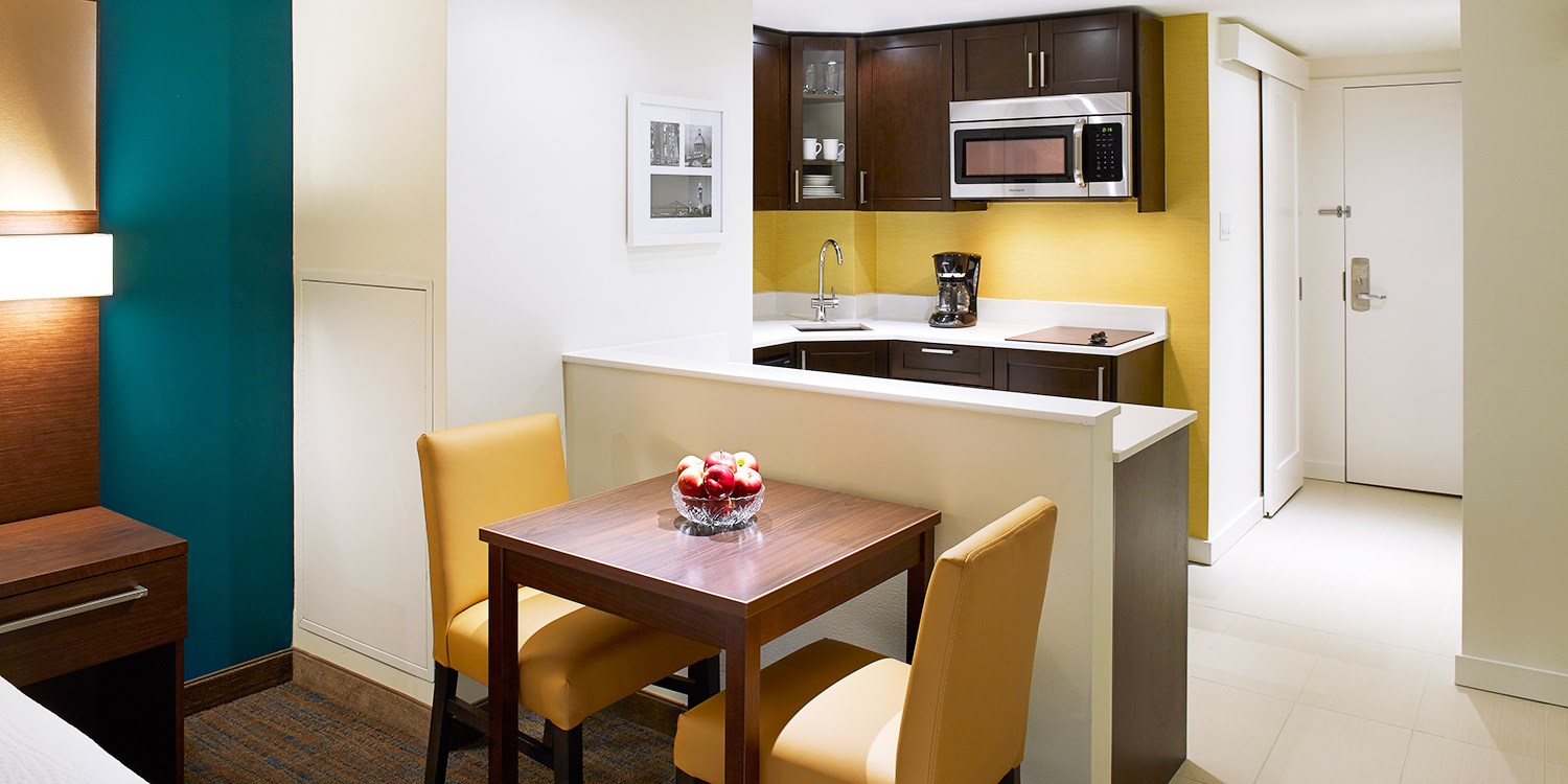 Residence Inn By Marriott Montreal Downtown Travelzoo   Tzoo.hd.60202.6020.424855.ResidenceInnMontrealDowntown 