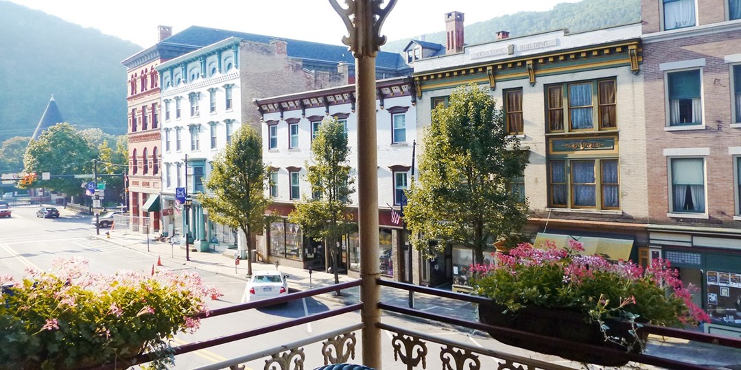 Inn at Jim Thorpe Travelzoo