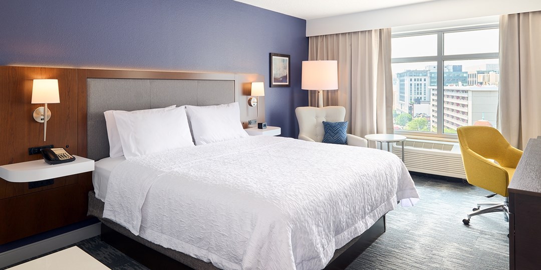 Hampton Inn Washington-Downtown-Convention Center | Travelzoo