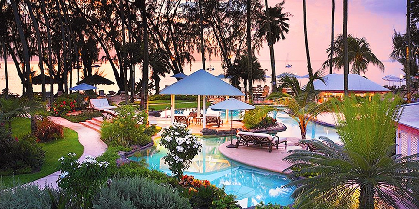 Colony Club by Elegant Hotels | Travelzoo