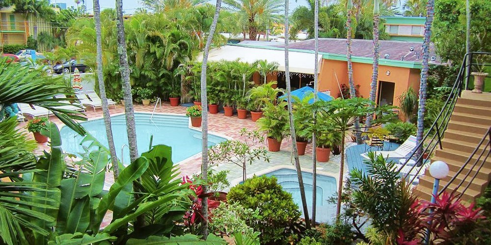 Gay mature accommodation fort lauderdale