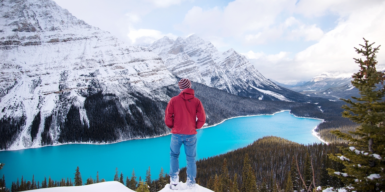 Lake Louise is just a 40-minute drive away, making sightseeing day trips or ski excursions all the more tempting