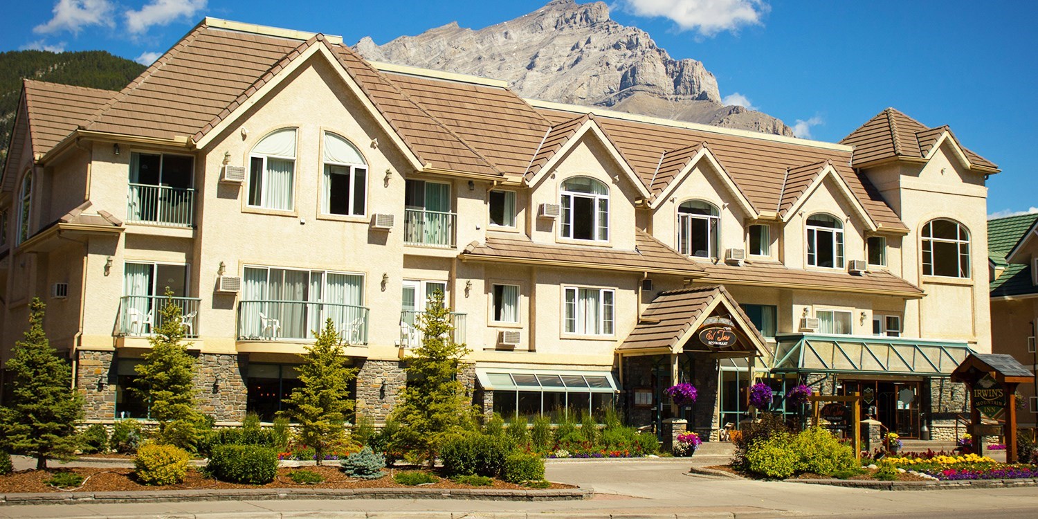 The Irwin Inn Ontario Canada Irwin's Mountain Inn | Travelzoo