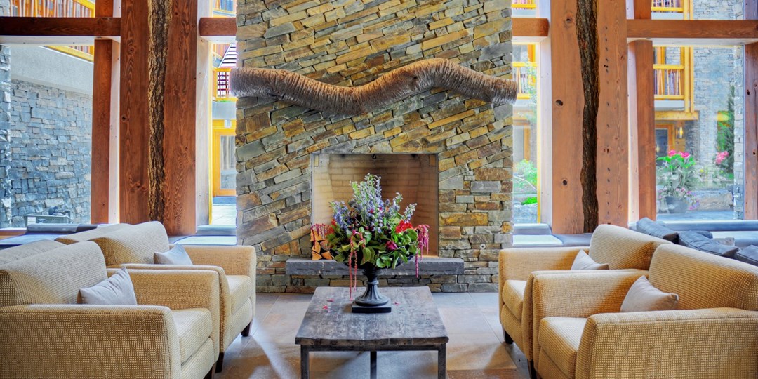 Moose Hotel and Suites Travelzoo